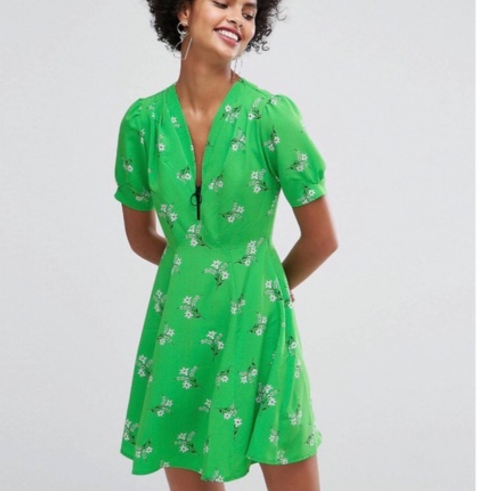 ASOS green floral tea mini dress with zip detail size 6 EUC